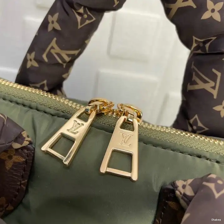 Bag 2201DJ0001 LV 0629